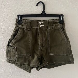 Women's Olive High-Waisted Cargo Shorts